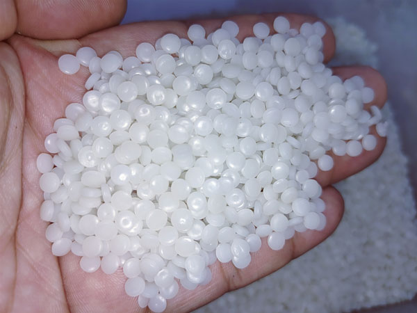 莆田中空吹膜HDPE再生颗粒